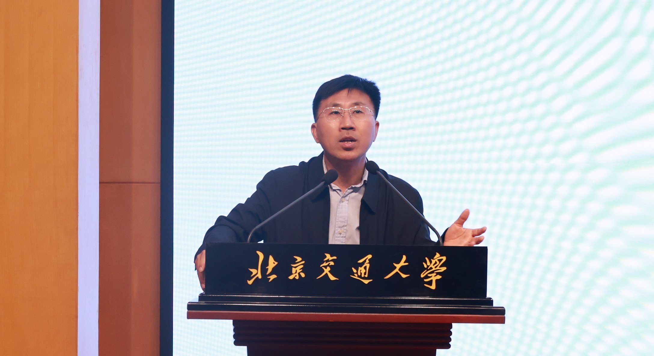 590411850.jpg 图片 (4).JPG